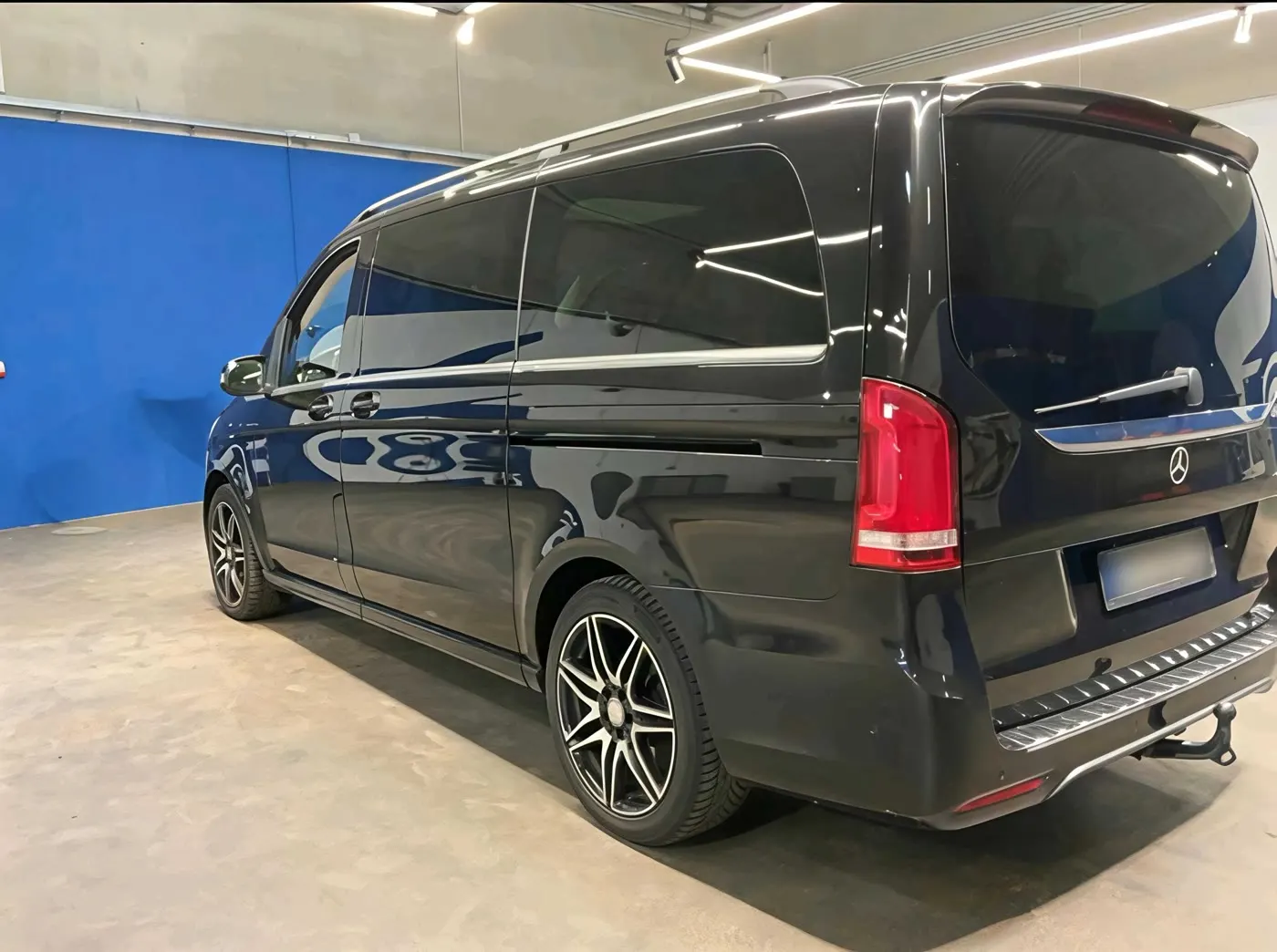 Mercedes-Benz V-Class Avantgarde · AMG · Techo · 4MATIC · L2 · foto 2