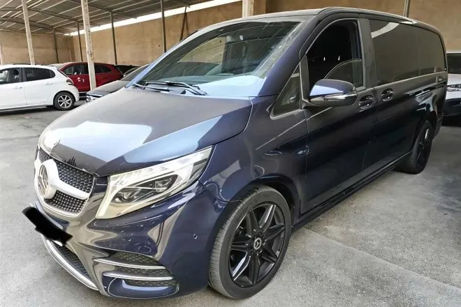 Mercedes-Benz V-Class AMG 250d Larga · 7 plazas