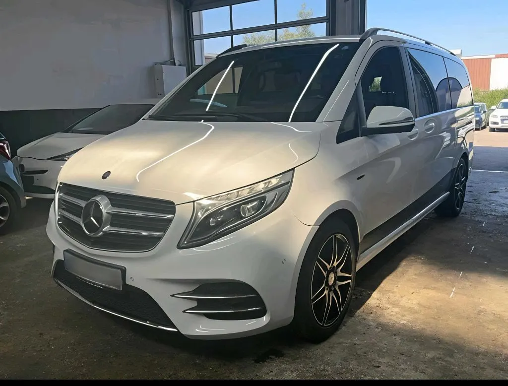 Mercedes-Benz V-Class AMG · Avantgarde Larga · Techo · 4MATIC