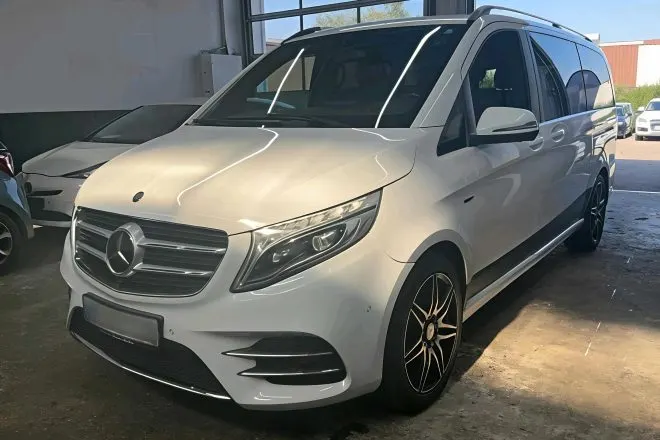 Mercedes-Benz V-Class AMG · Avantgarde Larga · Techo · 4MATIC