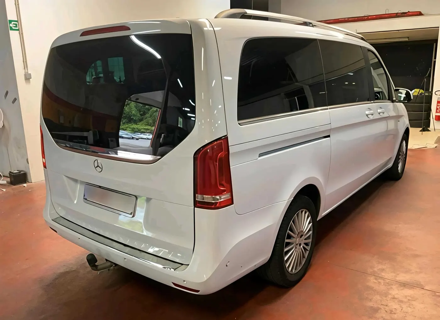 Mercedes-Benz V-Class Avantgarde · foto 3
