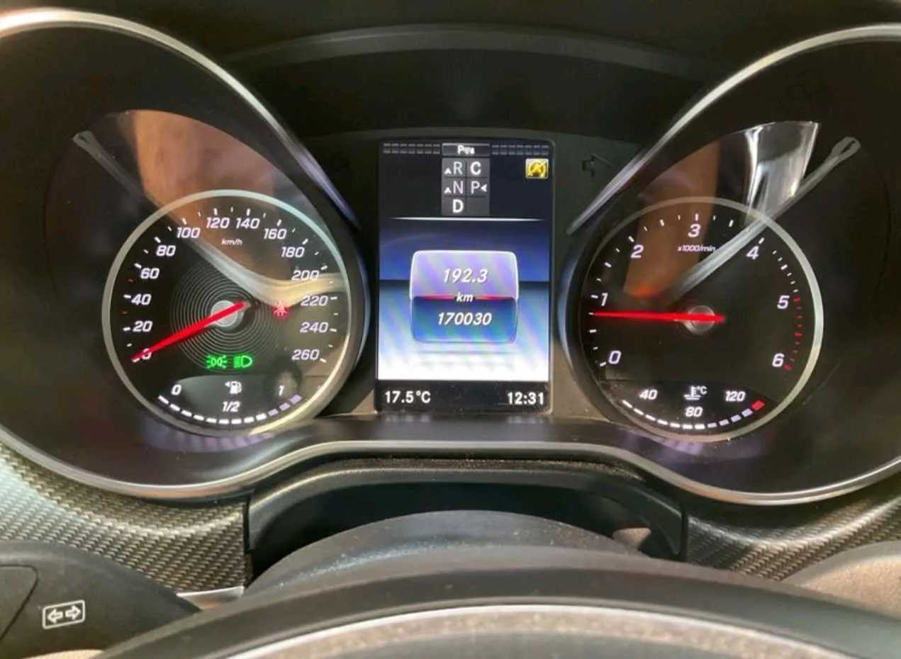 Mercedes-Benz V-Class V300 AMG · Avantgarde · 4MATIC · Kompakt · foto 7