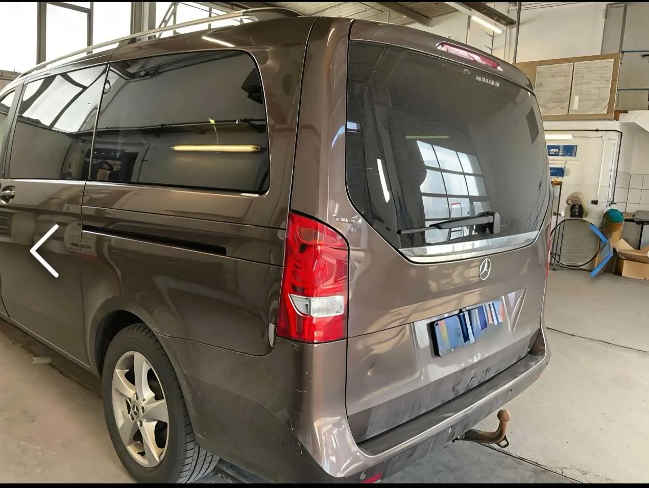 Mercedes-Benz V-Class Larga · 6 plazas · foto 4