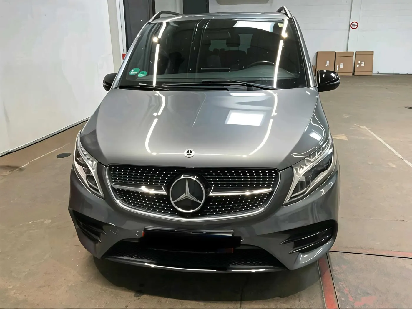 Mercedes-Benz V-Class AMG · Avantgarde · Kompakt 7 plazas · foto 4