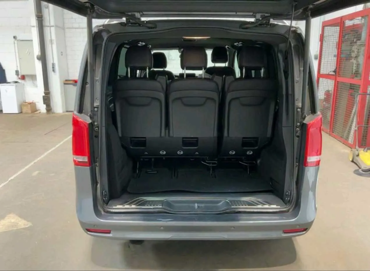Mercedes-Benz V-Class AMG · Avantgarde · Kompakt 7 plazas · foto 6
