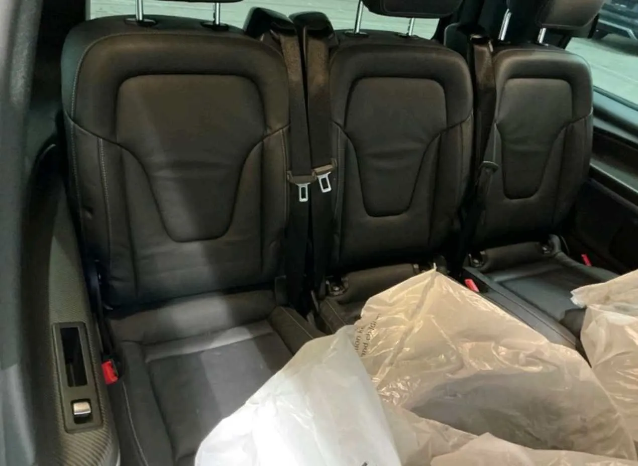 Mercedes-Benz V-Class AMG · Avantgarde · Kompakt 7 plazas · foto 10