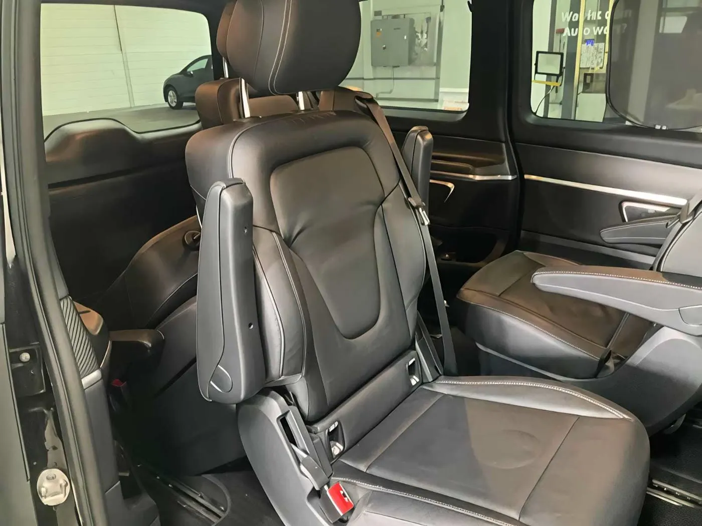 Mercedes-Benz V-Class Avantgarde · AMG · Kompakt · foto 5