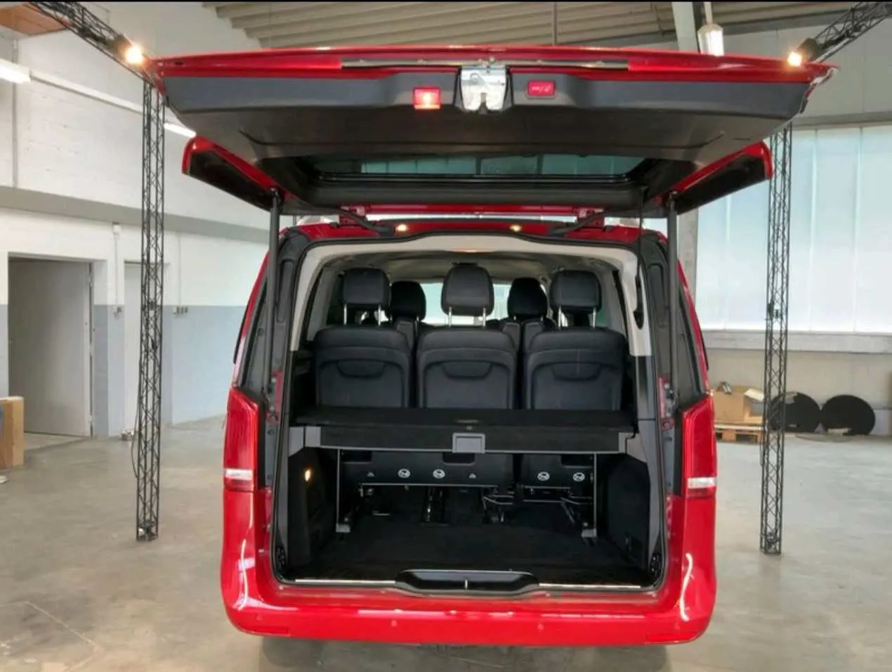 Mercedes-Benz V-Class Avantgarde 19" · 4MATIC · foto 4