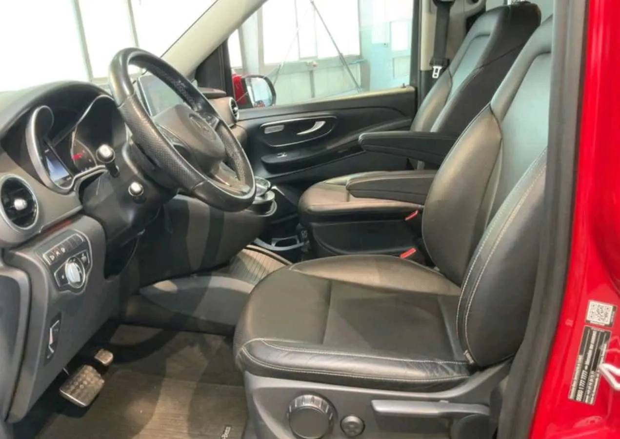 Mercedes-Benz V-Class Avantgarde 19" · 4MATIC · foto 6