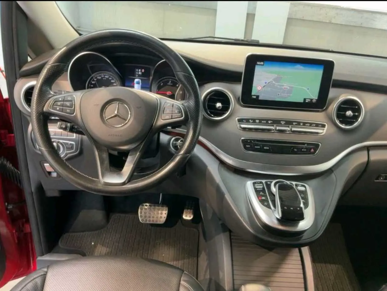 Mercedes-Benz V-Class Avantgarde 19" · 4MATIC · foto 7