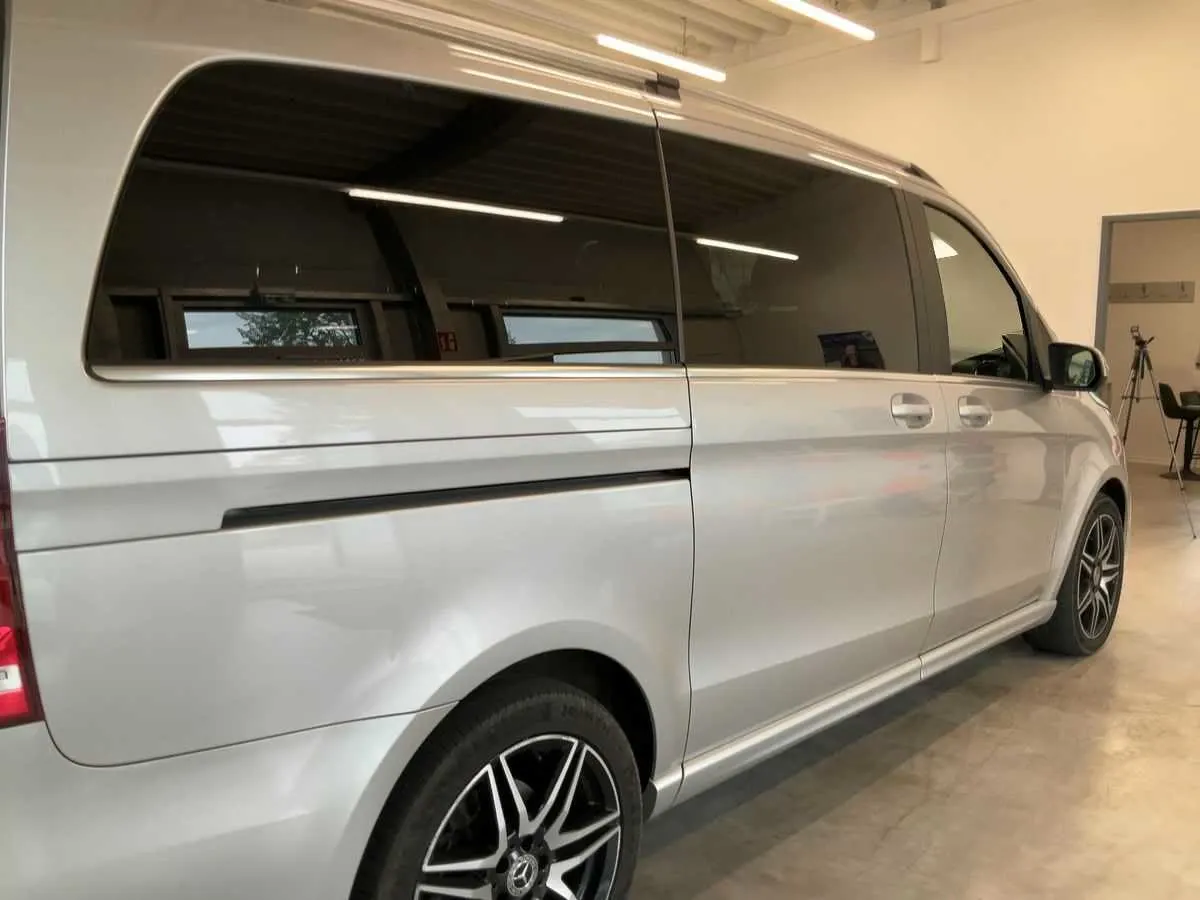 Mercedes-Benz V-Class Avantgarde · AMG · 4MATIC · Larga · foto 3