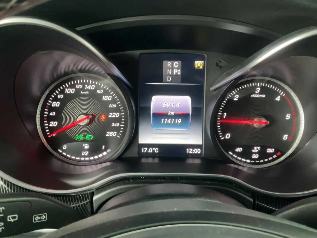 Mercedes-Benz V-Class AMG · 4MATIC · foto 11