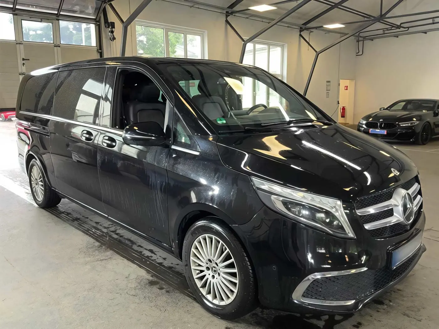Mercedes-Benz V-Class Avantgarde · 8 plazas · foto 4