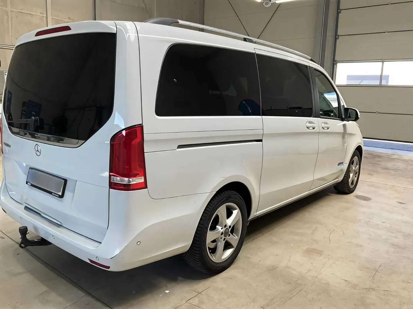 Mercedes-Benz V-Class Avantgarde · foto 3