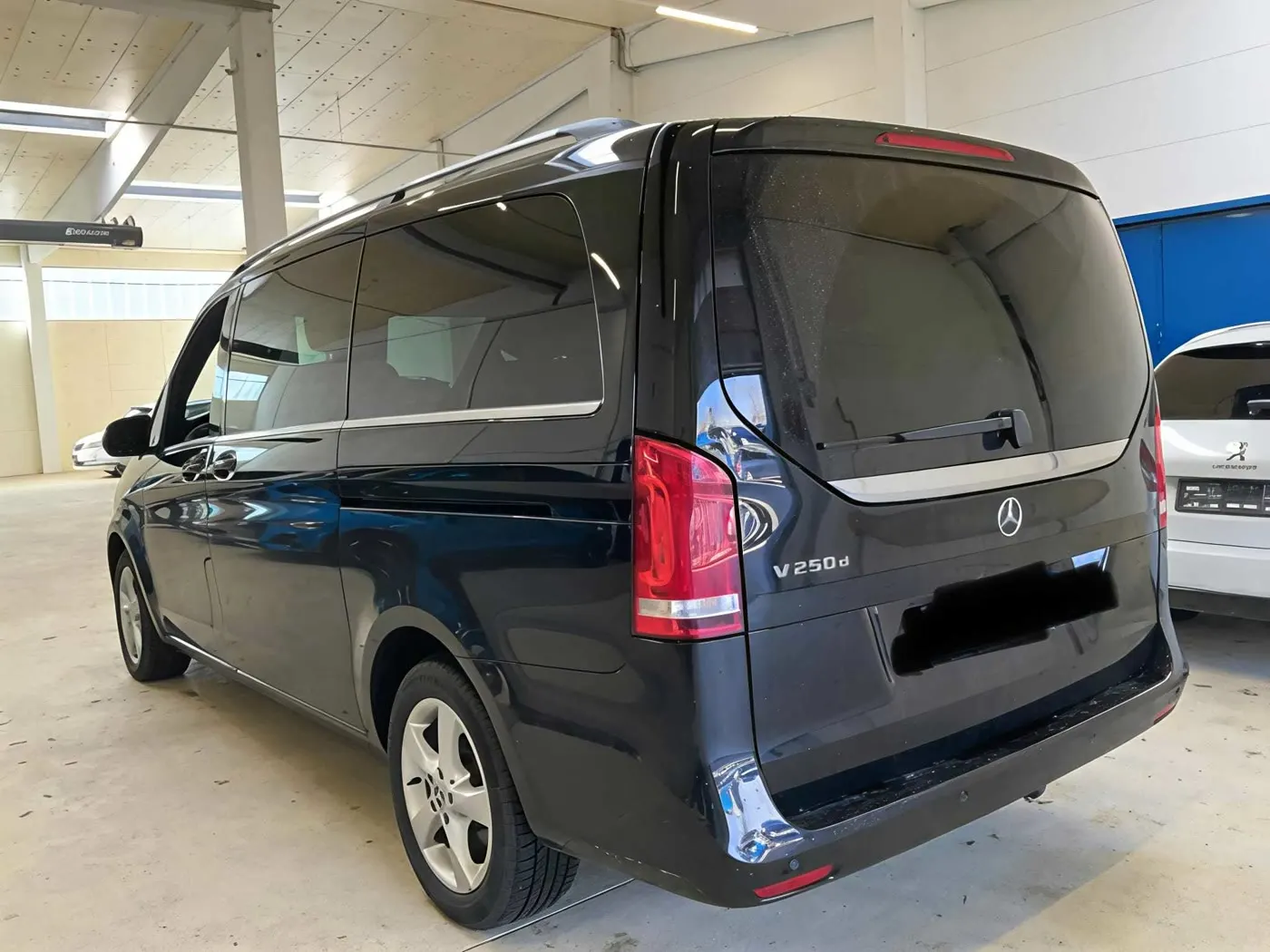 Mercedes-Benz V-Class Avantgarde · foto 3